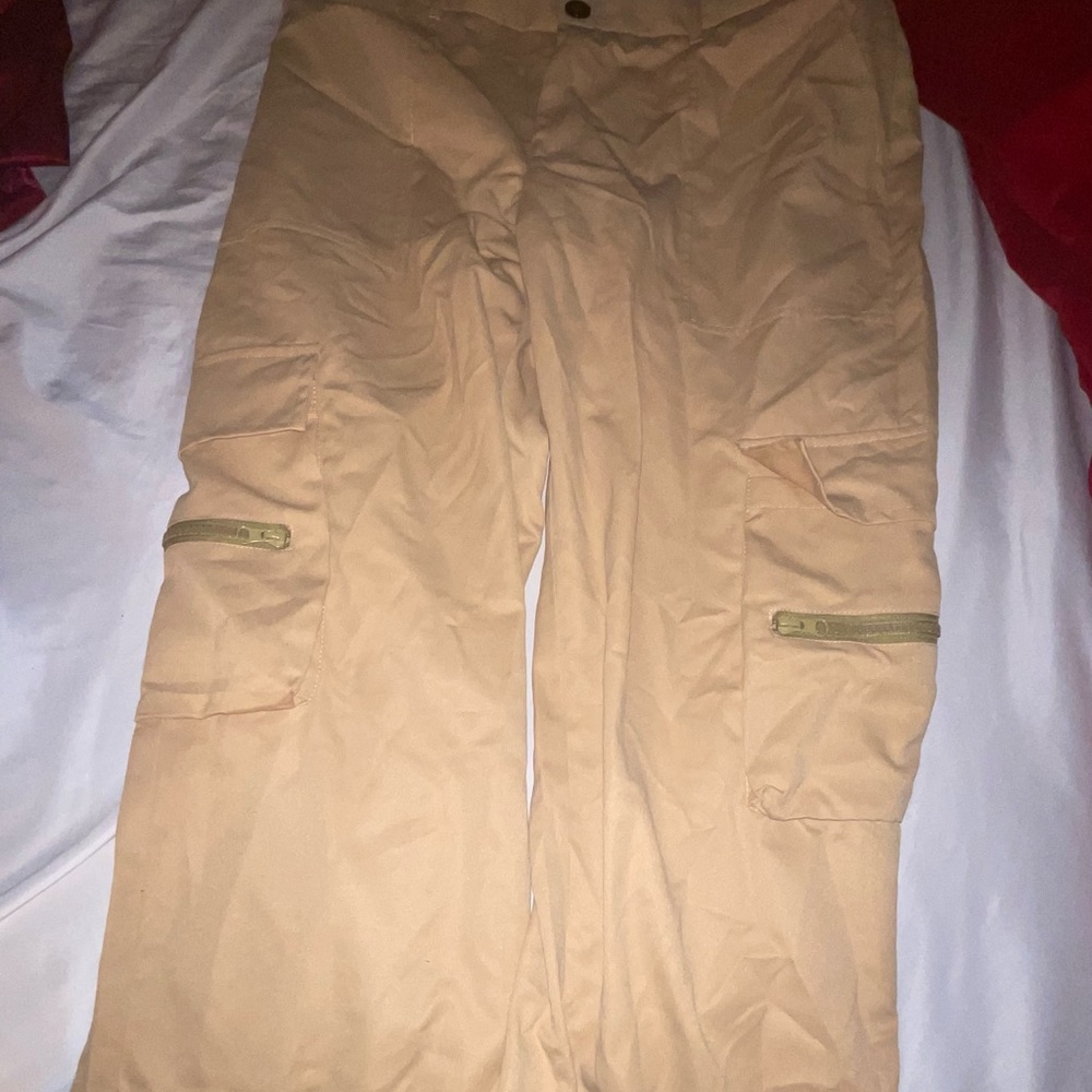 Khakis pants